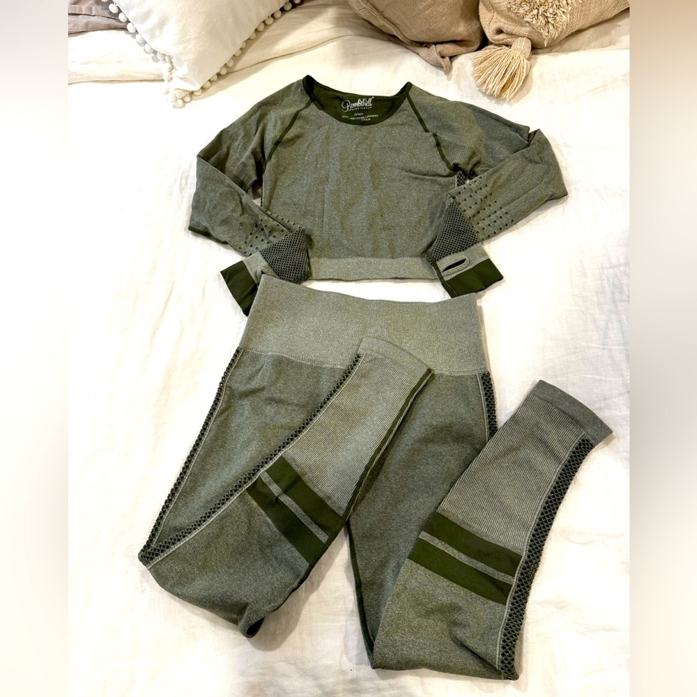 Bombshell Sportswear Set